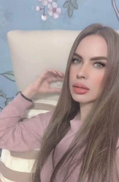 Hola! Soy Pamela llegue NUEVA a Ciudad de Buenos Aires. Mis medidas son 100-67-96, mido 1,67 mts. Solo para hombres con buen gusto, espléndidos y VIP. Me manejo en hoteles y domicilios. Trato de novios. ing: @pamemexico deja tu msj